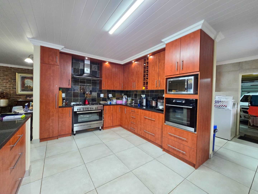 3 Bedroom Property for Sale in Stilbaai Wes Western Cape